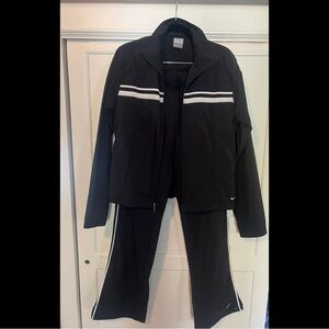 NIKE LIGHTWEIGHT CLASSIC Women's
Vintage Track Pants & Jacket Set Size M